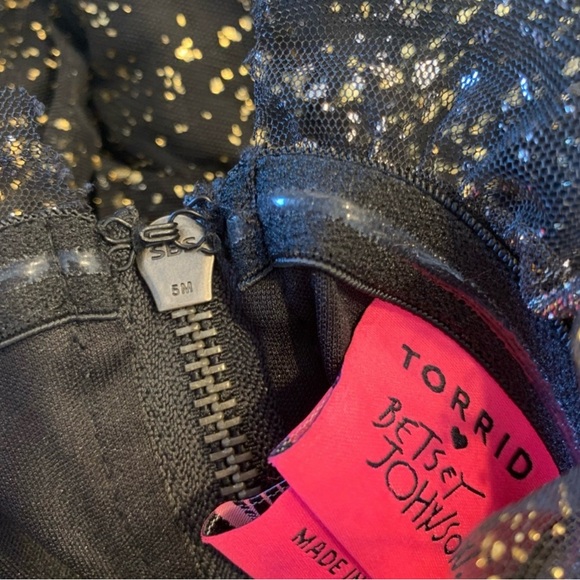 Betsey Johnson Torrid Black Gold Tulle Strapless Dress NWOT - Picture 11 of 11